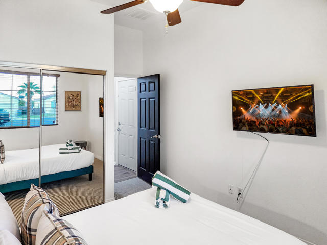 80708 Foxglove Lane, Indio CA: https://media.crmls.org/mediaz/427ca1dc-aab6-437d-aad4-8b5754f33faf.jpg