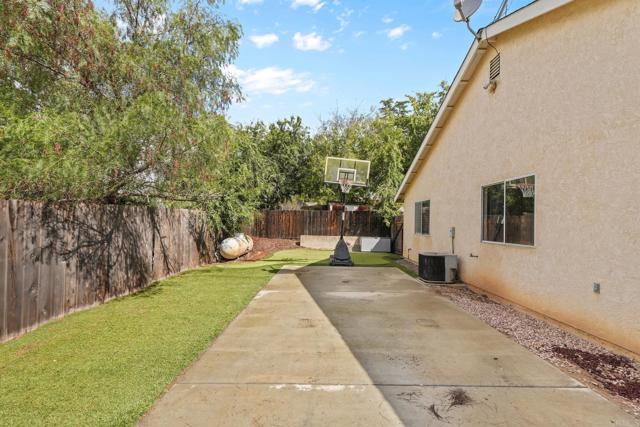 Detail Gallery Image 19 of 21 For 722 8th St, Ramona,  CA 92065 - 4 Beds | 2 Baths