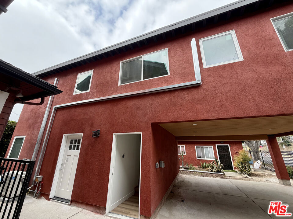 2201 1/2 Juliet Street #D