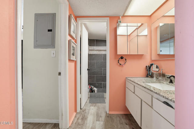 Detail Gallery Image 7 of 25 For 574 Ebbtide Cir, Port Hueneme,  CA 93041 - 3 Beds | 2 Baths