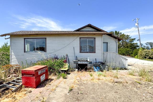 3300 Crestline Way, Soquel CA: https://media.crmls.org/mediaz/427e37c9-536e-4efc-baad-b93feeccab3b.jpg