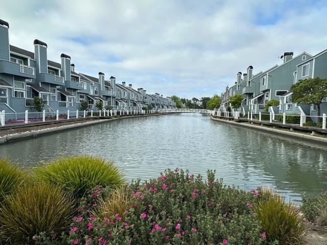 873 Boardwalk Place,  CA: https://media.crmls.org/mediaz/427ff0c7-f011-4ad5-9213-254b0c72020d.jpg