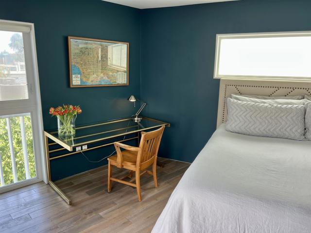 Detail Gallery Image 8 of 26 For 2851 N Buzz Ct, Los Angeles,  CA 90039 - 2 Beds | 2/1 Baths