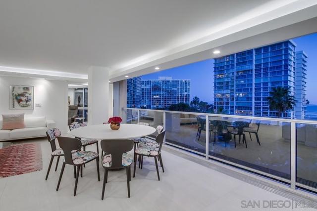 1750 Avenida Del Mundo, Coronado CA: https://media.crmls.org/mediaz/42803188-bbc3-4661-9e5e-6d4f520c543d.jpg