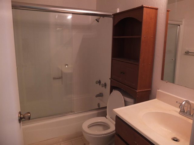 Image 16 of 18 For 1851 Harrison St 13