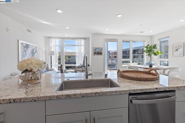 5925 Charlotte Dr, San Jose CA: https://media.crmls.org/mediaz/42814723-762c-40c7-8359-594754124f07.jpg