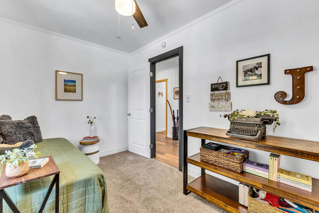 25440 Rim Rock Road, Idyllwild CA: https://media.crmls.org/mediaz/4281a499-f954-4834-b248-26b010b17b53.jpg
