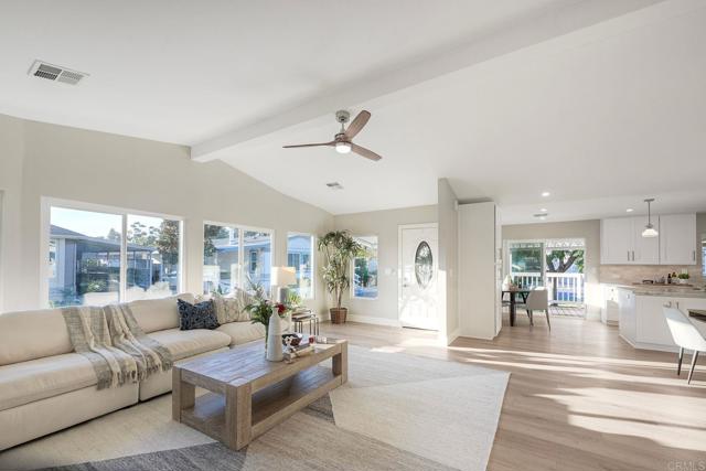 Detail Gallery Image 8 of 43 For 3445 Don Ortega Dr, Carlsbad,  CA 92010 - 3 Beds | 2 Baths