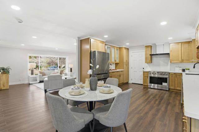 432 8th Avenue, Menlo Park CA: https://media.crmls.org/mediaz/428216a9-8a8d-4b5a-9a21-b29df9e99b00.jpg