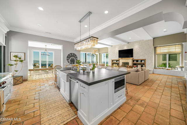 1451 E La Loma Avenue, Somis CA: https://media.crmls.org/mediaz/4282b7f9-b6f4-47a7-8b6e-7eb210651f3e.jpg