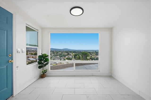 Detail Gallery Image 19 of 35 For 304 Edgerton, San Bernardino,  CA 92405 - 4 Beds | 3 Baths