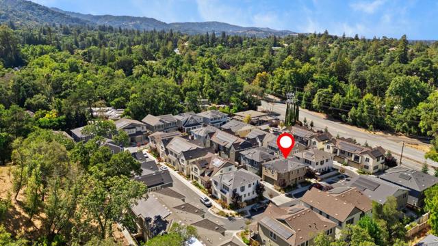 18855 Montalvo Oaks Circle, Los Gatos CA: https://media.crmls.org/mediaz/42852251-f74e-41f7-8565-9daf96347026.jpg