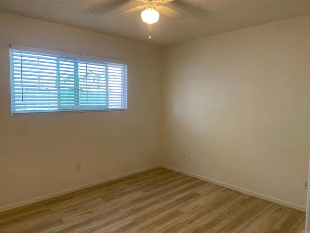 Detail Gallery Image 9 of 10 For 528 7th St, Imperial Beach,  CA 91932 - 2 Beds | 1 Baths