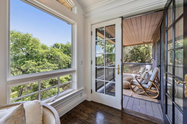 138 Bolivar Lane, Portola Valley CA: https://media.crmls.org/mediaz/4286b4a8-45f3-4b96-b539-0d9630b49904.jpg