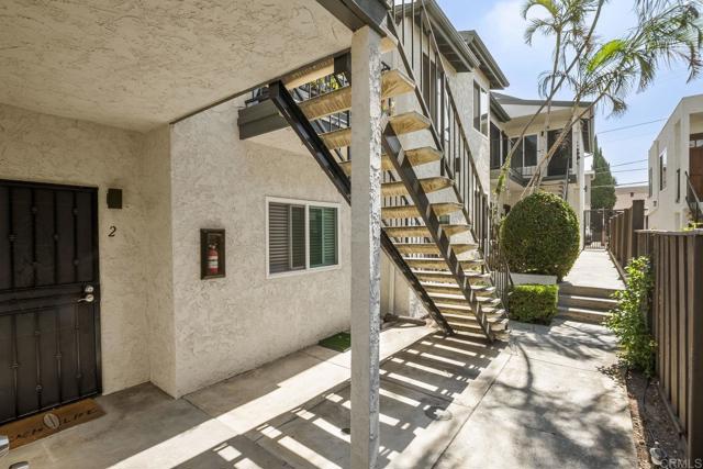 Detail Gallery Image 4 of 33 For 3935 Oregon St #6,  San Diego,  CA 92104 - 2 Beds | 2 Baths