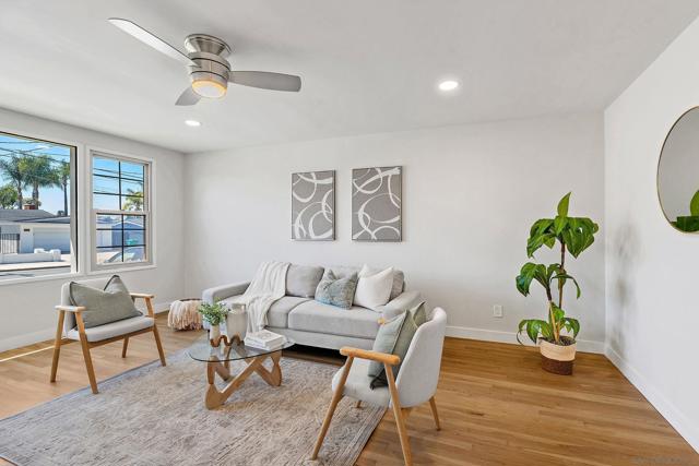 3975 Anastasia St, San Diego CA: https://media.crmls.org/mediaz/4286b714-a425-4b56-be59-dab3178cf04c.jpg