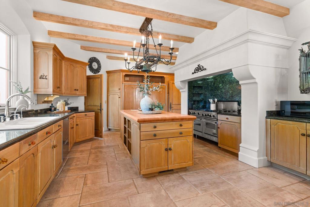 6692 La Jolla Scenic Dr S - photo 13