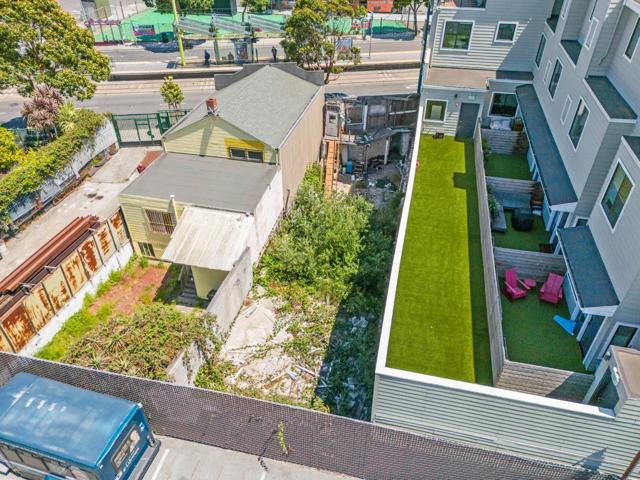 4128 3rd Street, San Francisco CA: https://media.crmls.org/mediaz/4287f95f-f8f3-40de-a2d1-a1398a591e18.jpg