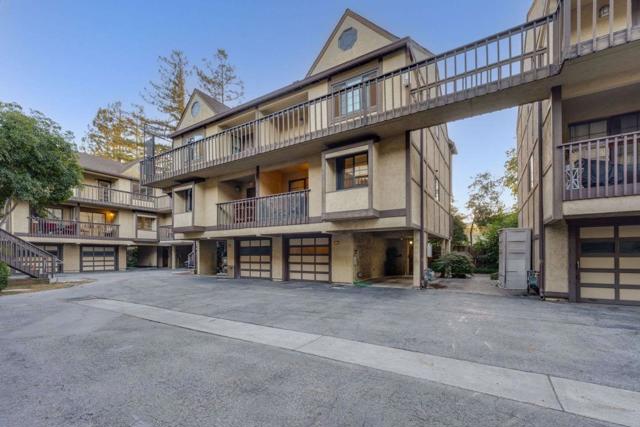 1122 Brewster Avenue, Redwood City CA: https://media.crmls.org/mediaz/428a18c7-9629-43ab-97a8-5e978a935bf2.jpg
