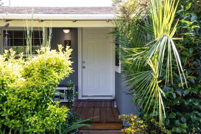 2336 Palo Verde Avenue, East Palo Alto CA: https://media.crmls.org/mediaz/428a1c1a-b3a2-4655-b59d-5c65a3ff1e13.jpg