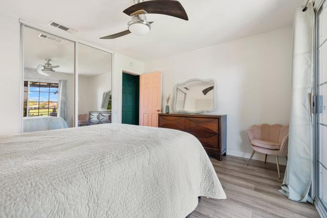 77590 California Drive, Palm Desert CA: https://media.crmls.org/mediaz/428a7fe8-1708-487d-80b0-9d30bbd8270b.jpg