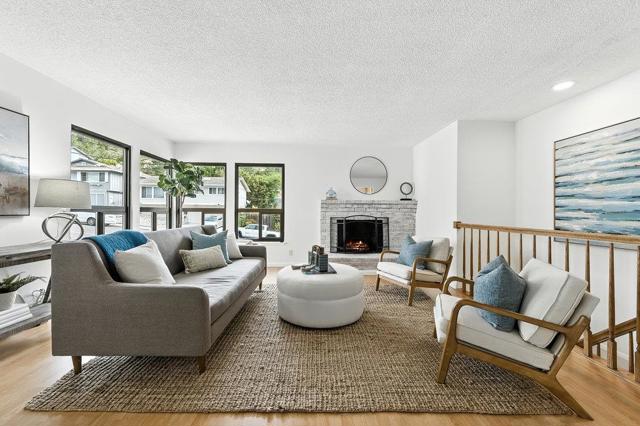 1527 Terra Nova Boulevard, Pacifica CA: https://media.crmls.org/mediaz/428aa388-b5dc-4b12-a882-4b698c072960.jpg