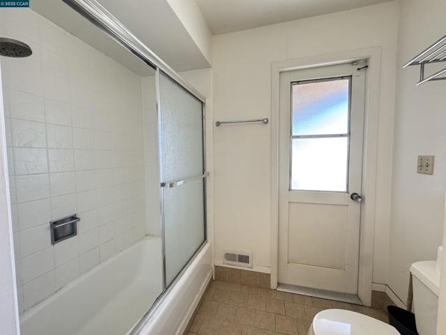 269 Birchwood Dr, Moraga CA: https://media.crmls.org/mediaz/428b68a9-5341-4f89-9d8e-7480280ad104.jpg