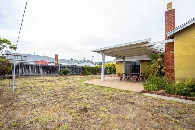 97 East Whitney Street, Chula Vista CA: https://media.crmls.org/mediaz/428bffe5-5bb7-4d4c-8381-2e2f32a8a206.jpg