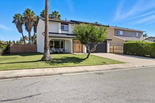 1796 Lindsley Park Drive, San Marcos CA: https://media.crmls.org/mediaz/428c5770-698f-4d4d-9467-5b91fd3b09da.jpg