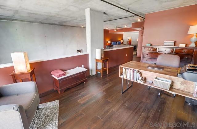 1780 Kettner, San Diego CA: https://media.crmls.org/mediaz/428ccbb9-0f4b-4de8-a59e-0f2c832dd3f7.jpg