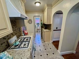 2727 Blenheim Avenue, Redwood City CA: https://media.crmls.org/mediaz/428d42af-4f73-492f-b480-5d65e53eaedc.jpg