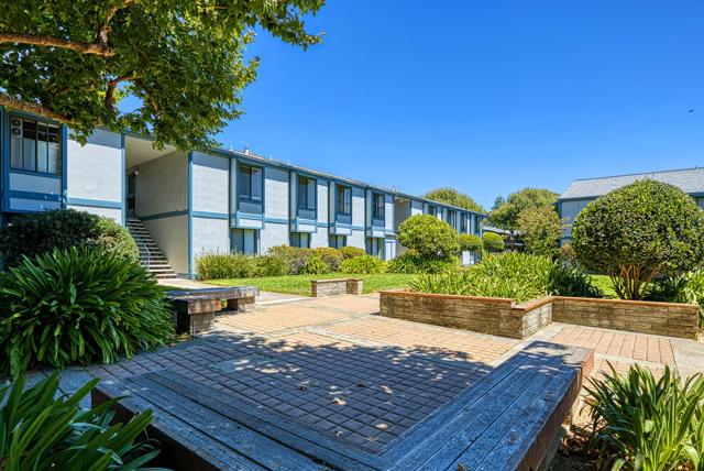 1925 46th Avenue, Capitola CA: https://media.crmls.org/mediaz/428ea885-df87-4ab8-82a2-34a6eeedb0e1.jpg