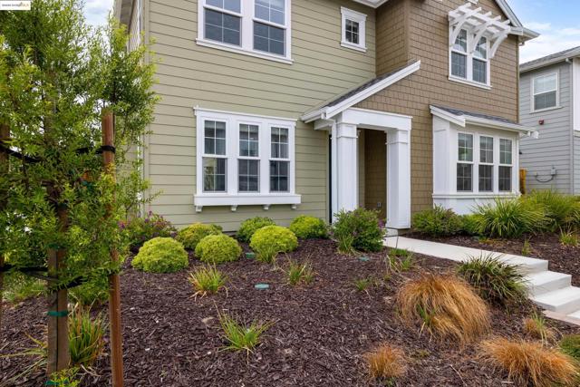 2810 Telegraph Blvd, Marina CA: https://media.crmls.org/mediaz/428ec82e-671b-4bd2-9f2e-5ac6017fa7b8.jpg
