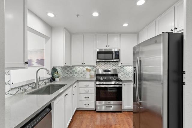 618 Walnut Street, San Carlos CA: https://media.crmls.org/mediaz/428fa3fa-2d40-4733-9628-0c935c393a12.jpg