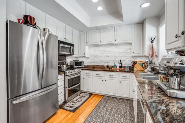 9 Nunes Road, Watsonville CA: https://media.crmls.org/mediaz/4290422a-05e9-4170-98cd-7941acd77fd6.jpg