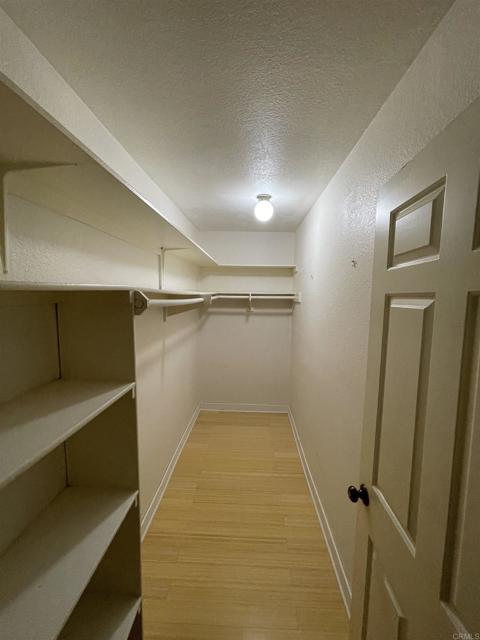 1355 North Sierra Bonita Avenue, 204 photo 9