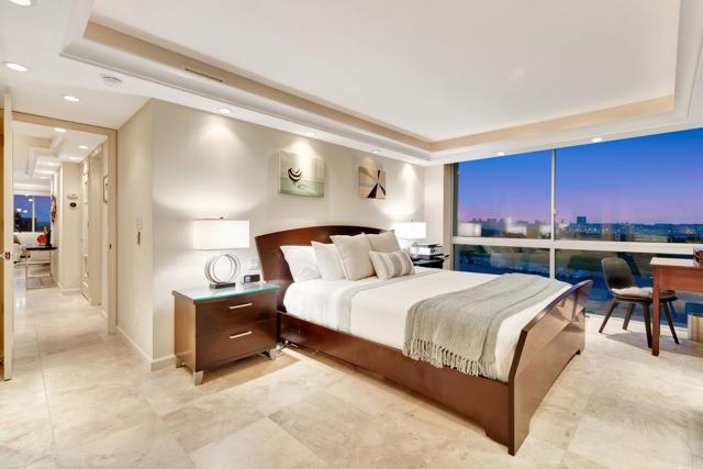 1770 Avenida del Mundo, Coronado CA: https://media.crmls.org/mediaz/4293f50b-d2d2-4a87-8319-4c36002bed27.jpg