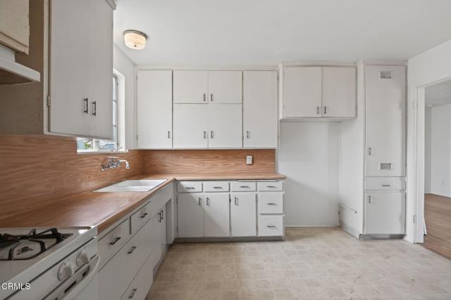 Detail Gallery Image 15 of 26 For 722 W Robert Ave, Oxnard,  CA 93030 - 3 Beds | 1/1 Baths