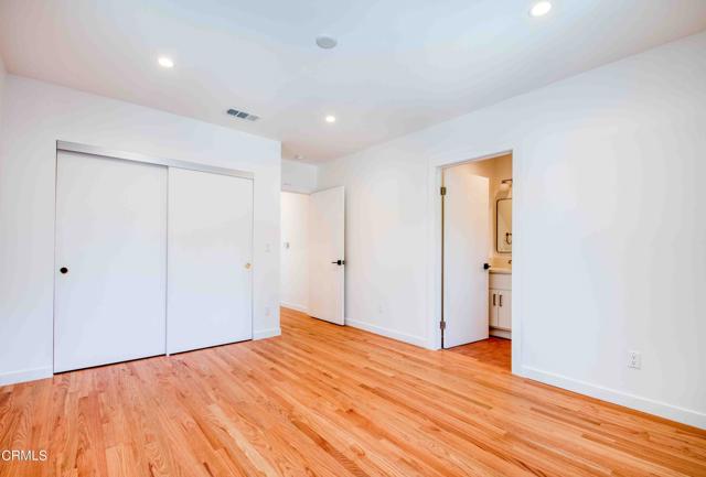 Detail Gallery Image 9 of 18 For 3938 Brunswick Ave, Los Angeles,  CA 90039 - 2 Beds | 2 Baths