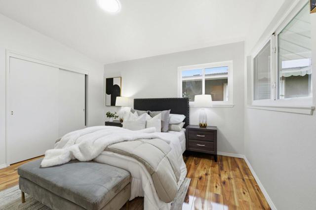 2827 Hosmer Street, San Mateo CA: https://media.crmls.org/mediaz/4294a8a7-cd16-4fc3-a946-fdf6bb7c3f33.jpg