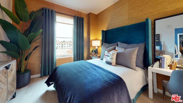 160 S Ventura Avenue, Ventura CA: https://media.crmls.org/mediaz/4294d70b-f85f-4716-acd2-c6fa4c593aa5.jpg