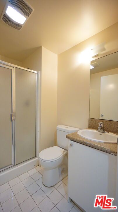 922 W 23Rd Street, Los Angeles CA: https://media.crmls.org/mediaz/42955953-91b1-4314-a7e9-b1249d4a3fa2.jpg
