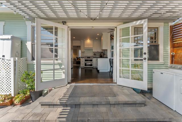 5092 E Mountain View Drive, San Diego CA: https://media.crmls.org/mediaz/4295fe34-dcd1-41f5-8d31-ac02f707ad98.jpg