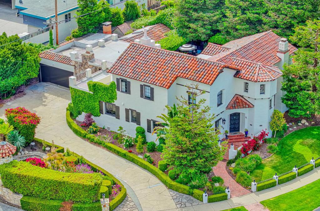 1 Santa Lucia Avenue