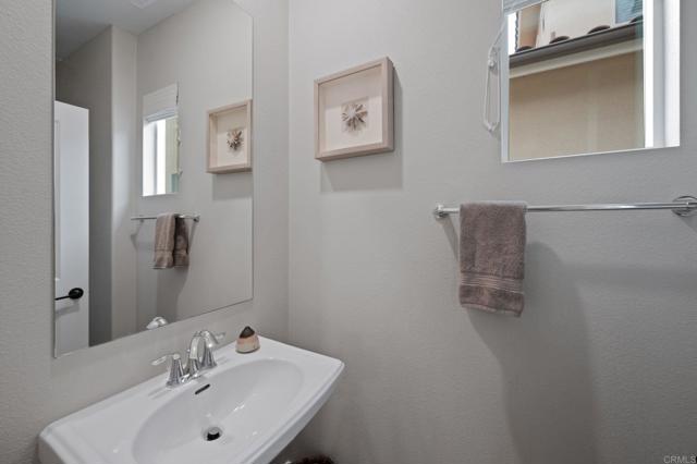 Detail Gallery Image 17 of 55 For 21541 Trail Blazer Ln, Escondido,  CA 92029 - 3 Beds | 3/1 Baths