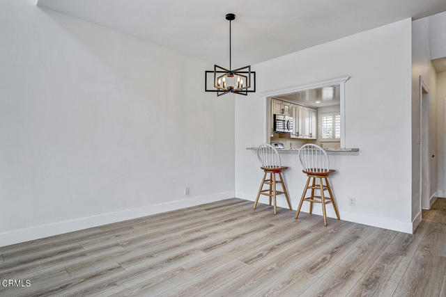 Detail Gallery Image 11 of 48 For 2905 Montrose Ave #610,  La Crescenta,  CA 91214 - 3 Beds | 3 Baths