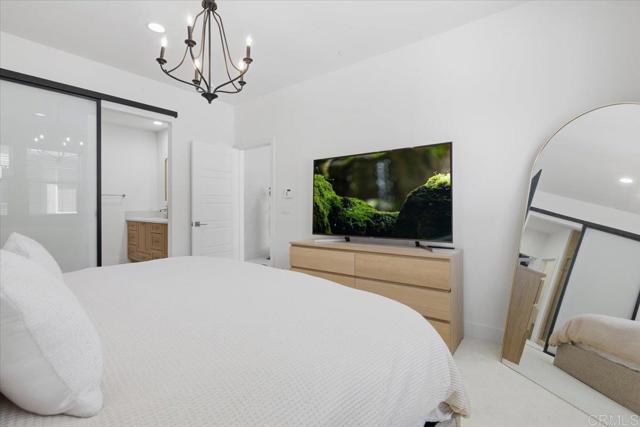 Detail Gallery Image 14 of 48 For 2510 Aperture Circle, San Diego,  CA 92108 - 3 Beds | 2/1 Baths