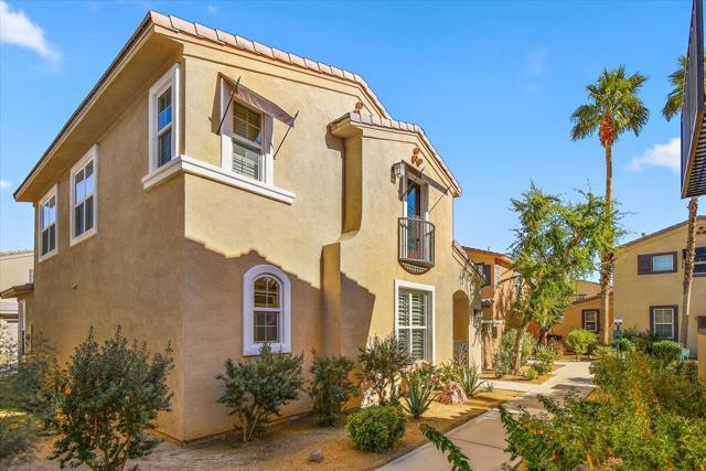 52190 Desert Spoon Court, La Quinta CA: https://media.crmls.org/mediaz/42986148-71cf-4ef3-bdfa-d9a0d0e113d4.jpg