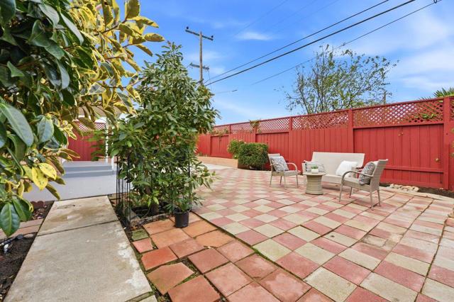 2827 Hosmer Street, San Mateo CA: https://media.crmls.org/mediaz/4298ba3b-389a-4f6d-8b2f-9a077e859e70.jpg