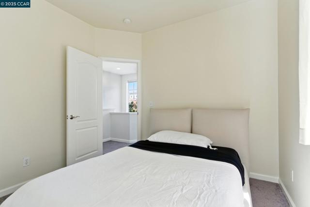 1620 Tucker Street, Oakland CA: https://media.crmls.org/mediaz/4299a4cb-fd98-48c3-9e01-003acd72d10e.jpg